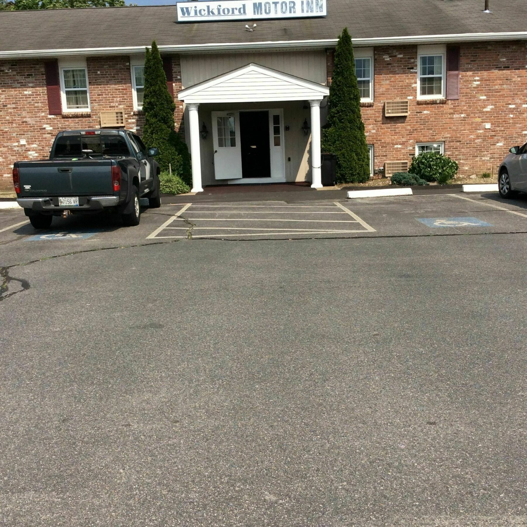 Wickford Motor Inn North Kingstown Exterior photo